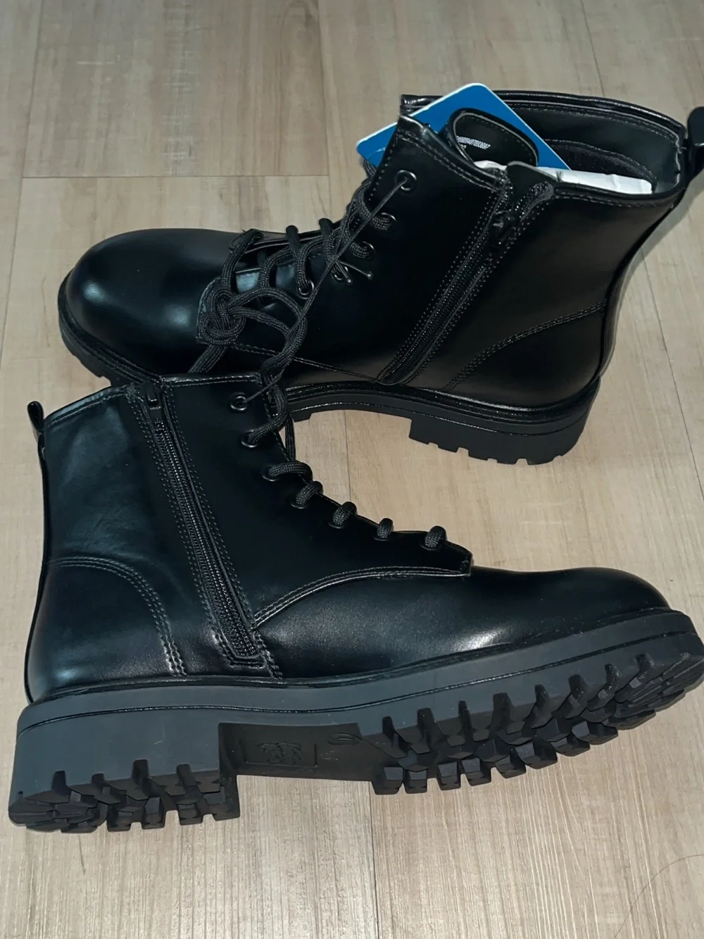 N/A durable black